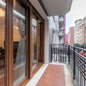 apt-zabalbide-by-people-rentals.bilbaohotelsspain.com/