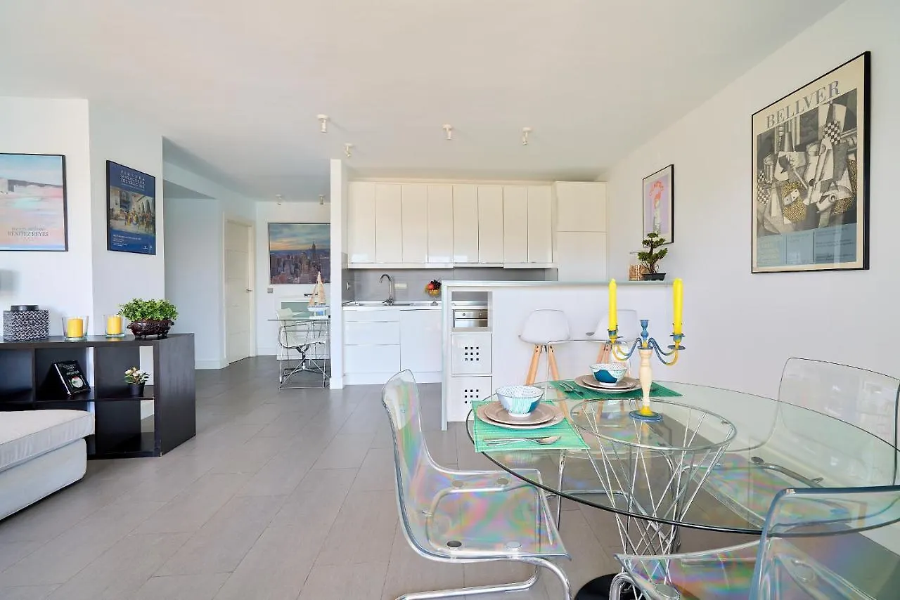 Malaga Sunview Apartment 0*,